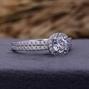 ชุดแหวนแต่งงานสองแถวสำหรับผู้หญิงแหวนหมั้นเพชรรัศมีสีขาวทอง18K สำหรับผู้หญิง - Product Image 3