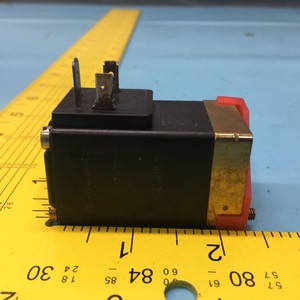 Válvula Burkert 212-A-1/8-F-BR-MAN, 170154 - Equipo y Piezas de Semiconductores de Confianza con Legado Global - Product Image 6