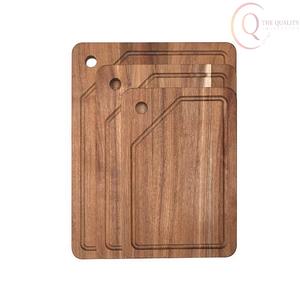 Planche à découper en bois de qualité supérieure pour la cuisine, avec une finition lisse, une surface respectueuse des couteaux et une durabilité longue durée - Product Image 1