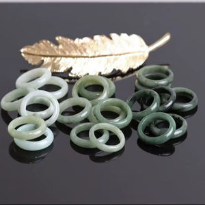 แหวนเรซิ่นทำมือ งานศิลปะสะสม ของตกแต่งธีมฮวงจุ้ย รูปทรงกลม - Product Image 4