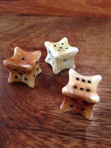 Dés en os faits à la main Décoration et fournitures > Autres décorations de mariage - Product Image 5