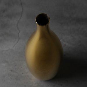 Luxury High-Gloss Gold <b>Metal</b> Flower Vase Elegant Handcrafted Slim Neck Modern Home Decor Table Centerpiece Single <b>Unit</b> Only - Product Image 3