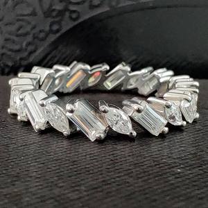 Anillo de eternidad completo con corte baguette y marquise de moissanita para mujer, plata 925 original, regalo de promesa nupcial para ella - Product Image 1