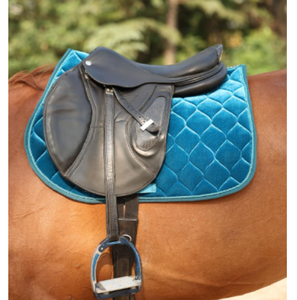 Tapis de selle de luxe en velours pour cheval |   Tapis de selle d'équitation pour dressage |   Tapis d'équitation matelassé respirant en gros - Product Image 4