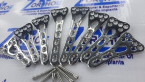 Juego de tornillos y placas de bloqueo volar para radio distal de alta calidad SS 316L, 2-10 orificios, izquierda/derecha, 92 piezas, modelo manual ORTHO ZE ORZ-OP-0010 - Product Image 2