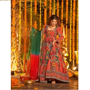Ensemble Anarkali de Luxe pour Femme : Robe, Pantalon et Dupatta avec Broderie et Imprimé de Haute Qualité, Idéal pour les Fêtes de Diwali, Disponible en Gros - Product Image 1