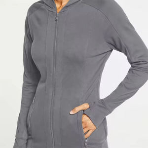 Blouse médicale confortable pour une utilisation professionnelle toute la journée dans les hôpitaux, les cliniques et les milieux de santé - Product Image 3