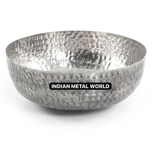 Vente en gros : Support de bol sur piétement en métal argenté antique, Uruli vintage en aluminium, support d'urne, pot de fleurs, centre de table pour mariage, maison, hôtel - Product Image 5