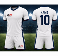 Ensemble de maillots de football pour hommes personnalisés avec impression par transfert thermique et broderie 3D, short respirant en maille à séchage rapide 100% polyester