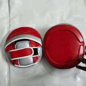 Cible de frappe de boxe sur mesure en cuir de haute qualité avec sangle de poignet réglable – Cible de frappe professionnelle - Product Image 1