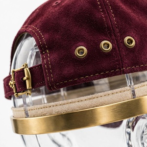 Casquette de baseball en denim extensible bordeaux avec visière dorée, respirante et imperméable, réglable, pour femme, style décontracté - Product Image 5