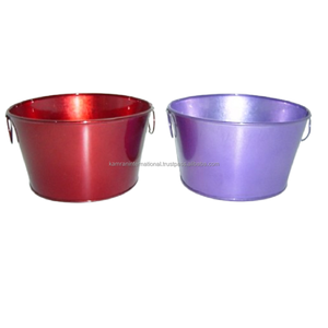 Macetas y Jardineras Circulares Clásicas de Metal Morado Brillante, Ecológicas, para Piso y Escritorio, con Asas y Orificio de Drenaje - Product Image 3