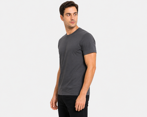 T-shirt à col rond en polyester doux de qualité supérieure, tissu respirant, léger, coupe classique, coutures durables, vêtement décontracté tendance, OEM - Product Image 4