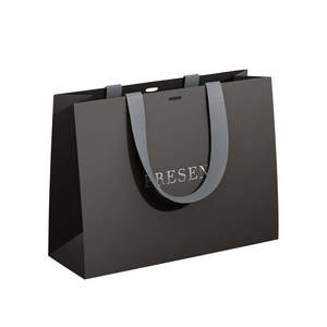 Custom Printed Luxury Black Paper Shopping <b>Bags</b> with Gold Foil Logo Promotional Gift <b>Packaging</b> <b>Bags</b> with Handles - Product Image 4