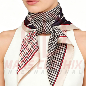 Bandana multifonction personnalisé pour femme – Style unique, décontracté et élégant en satin - Product Image 5