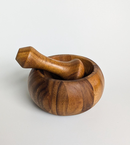Ensemble mortier et pilon en bois, artisanal, durable, écologique, pour broyer les herbes et les épices, bol en bois de qualité alimentaire, pilon assorti - Product Image 1