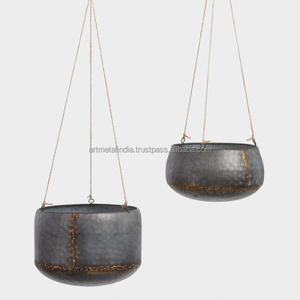 FANTASTIC PLANTER FOR HOME DECOR PLANTERS IN NEW LOOK PLANTERS IN WHOLESALE PRICE NEW GARDEN POT - Product Image 2