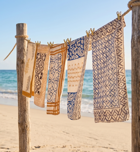 Foulard léger imprimé à la main en gros, motif floral, style bohème, bandana en coton, style plage estival, bandana style ranch occidental - Product Image 5