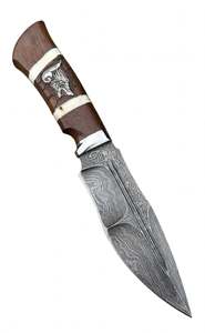 Couteau utilitaire artisanal en acier Damas à pointe tombante, emblème loup, manche en bois et os - Product Image 4