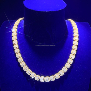 Collar de Diamantes Moissanite a la Moda en Plata de Ley 925 con Piedras Cuadradas para Colecciones de Joyería Femenina - Product Image 1