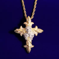 Iced Out Kreuz-Totenkopf-Anhänger 14K Gold Rhodium-Plattiert Krallenfassung Diamant Minimalistischer Stil Schmuck für Männer