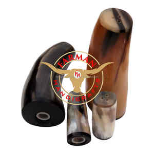 Juego de salero y pimentero de cuerno de búfalo premium, hecho a mano, con acabado brillante, accesorio de mesa a precio económico. - Product Image 3