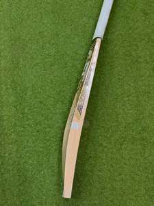 Bate de críquet CA Sports Gold 20K Fakhar Zaman Edition English willow con funda de bate de regalo, agarre adicional y lámina protectora, todo incluido. - Product Image 5