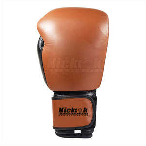 Gants de boxe en cuir confortables avec paume antidérapante, sangle de poignet réglable à boucle et crochets pour un usage unisexe lors de l'entraînement de boxe - Product Image 2