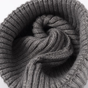 Gorro de Punto Acanalado Unisex para Uso Diario, con Tejido Acrílico Suave y Elástico, Gorro Cálido de Invierno para Uso Casual al Aire Libre - Product Image 3