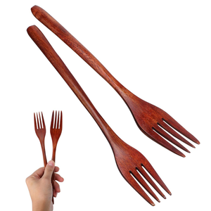 Ensemble de fourchettes et cuillères en bois naturel, couverts écologiques pour pâtes et desserts, en promotion. - Product Image 4