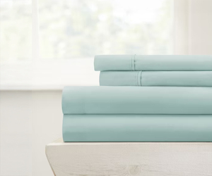Ensemble de draps en coton élégant pour lit queen size, fabriqué avec un tissu doux et confortable. Idéal pour la maison, les auberges et les hôtels. Qualité durable. - Product Image 1