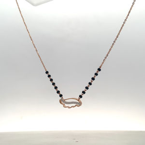 Mangalsutra en or rose 18 carats avec diamant véritable - Collier moderne avec perles noires et diamant naturel certifié - Product Image 4