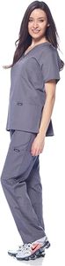 Conjunto de Uniforme Médico DARAS para Mujer, Color Gris, Cuello en V, Manga Corta, Pantalones con Bolsillos, para Profesionales Médicos - Product Image 4