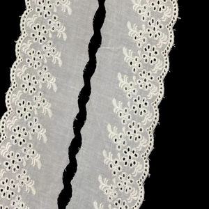 P.C. JAIN TEXTILE PRIVATE LIMITED Tissu en dentelle 100 % coton respirant et à séchage rapide, bordure en dentelle ajourée festonnée - Product Image 1