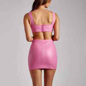 Vestidos Personalizados OEM para Mujer, Conjunto Sexy de Dos Piezas para Fiesta, Club o Calle, Top Corto de Cuero PU y Minifalda Ajustada - Product Image 6