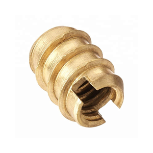 Insert fileté en laiton clouté sur mesure pour meubles, idéal pour les applications en bois et l'assemblage de meubles de rangement - Product Image 1