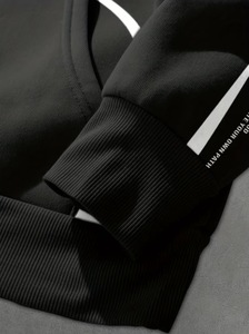 Custom Plus Size Vintage Breathable Screen Pullover Casual Sweatsuit Jogging Suits Reflective Printing Fleece Sweatshirt - Product Image 2