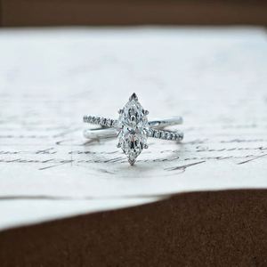 Bague de fiançailles en or 14 carats avec diamant CVD taille marquise de 2 carats, sertie de griffes, pour femme, bague de mariage et de mariée en or 14 carats, diamant de laboratoire - Product Image 1