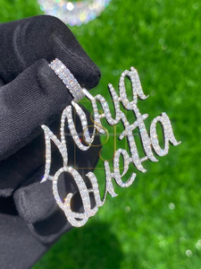 สร้อยคอเงินแท้ 925 ชุบทอง ประดับเพชรแล็บโกรว์ ตัวอักษรแบบคัสตอม จี้ห้อยตัวอักษรแบบหนา ดีไซน์ทันสมัย - Product Image 4