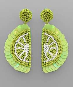 Pendientes de Aro con Cuentas de Vidrio y Bordado de Campanas Navideñas Hechos a Mano, Estilo Boho Moderno y Festivo para Bodas y Eventos - Product Image 6