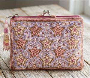 Bolso de Mano de Lujo para Mujer, Bordado con Detalles en Azul, Personalizado al por Mayor, con Cadena Dorada - Product Image 3