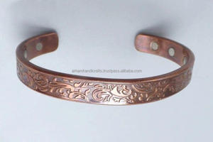 Pulsera de cobre vikingo retro hecha a mano, pulsera magnética ajustable de cobre puro para hombre con anillo magnético de cobre de LUXURY CRAFTS - Product Image 6