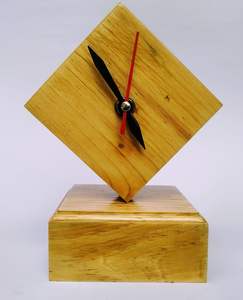 Horloge murale en bois nordique moderne, silencieuse, à quartz, minimaliste, grande horloge décorative en bois pour salon, chambre à coucher, bureau - Product Image 3