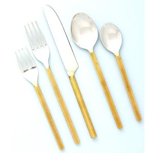 Ourwarm — service de couverts décoratifs de luxe en acier inoxydable, décor Vertical gaufré en laiton, poignée faite à la main - Product Image 1