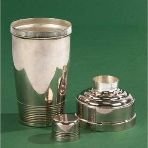 Hot Selling Stainless Steel Double Wall Cocktail Shaker Martini Shaker <b>Drink</b> Mixer Metal <b>Bar</b> Tools From India Shakers for <b>Drinks</b> - Product Image 1