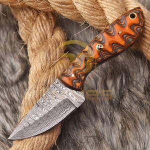 Cuchillo de Caza Profesional de Acero de Damasco con Hoja Fija y Mango de Madera de Palisandro, Cuchillo Táctico Personalizado para Exteriores - Product Image 4