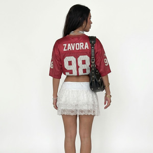 Haut court respirant rouge pour femme, grande taille, en maille, style maillot de football américain, imprimé personnalisé, col en V, manches courtes, style streetwear - Product Image 3