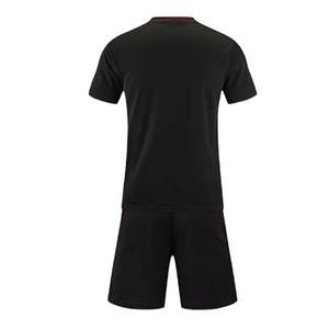 Ensemble d'uniformes de football minimalistes pour hommes – Maillot et short de sport couleur unie, design épuré, tenue athlétique performante pour le quotidien 100 % - Product Image 2