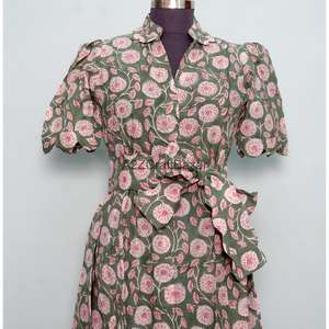 Vestido de Novia Bohemio Moderno, Vestido Midi de Verano, Estampado Floral a Mano, Algodón, Estilo Canguro Casual, Línea A para Mujer - Product Image 4