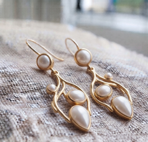 Pendientes de Perlas con Baño de Oro de 18k, Diseño de Rama Vintage para Mujer, Joyería para Bodas y Fiestas - Product Image 1
